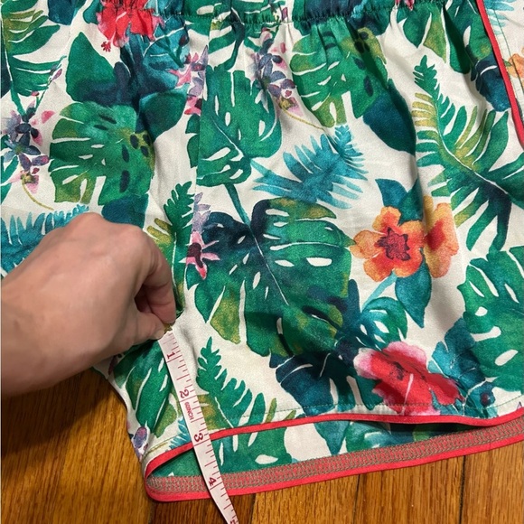 Tabitha Webb Tropical  Pjs Lounge Set Tropical Floral Top & Shorts Small - Picture 6 of 8